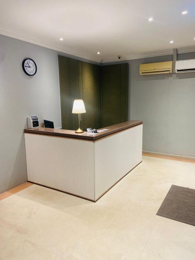 # Hashtag Hotel - Self Check In อลอร์สตาร์ ภายนอก รูปภาพ